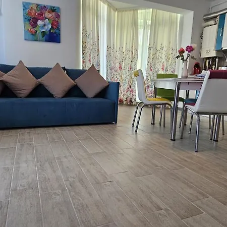 Apartament Luxury Pool & Prima Linie La Mare Năvodari