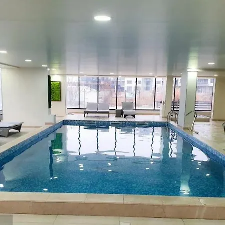 Luxury Pool & Prima Linie La Mare